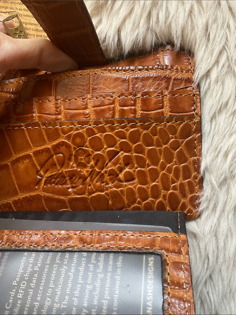 Patricia Nash Women's Vintage Tan Crocodile Cassis Card Case Wallet NWT - Picture 3 of 6
